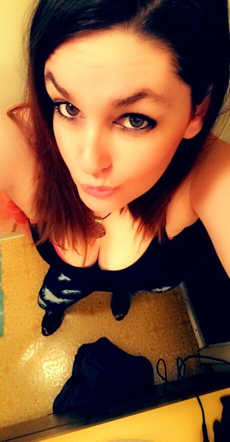 Shay Cunningham kostenlose porno bilder