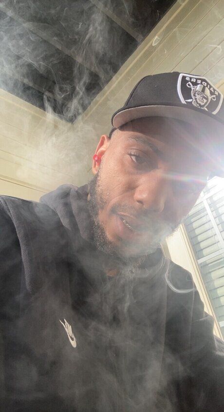 Lou Skii sexy nackten galerie