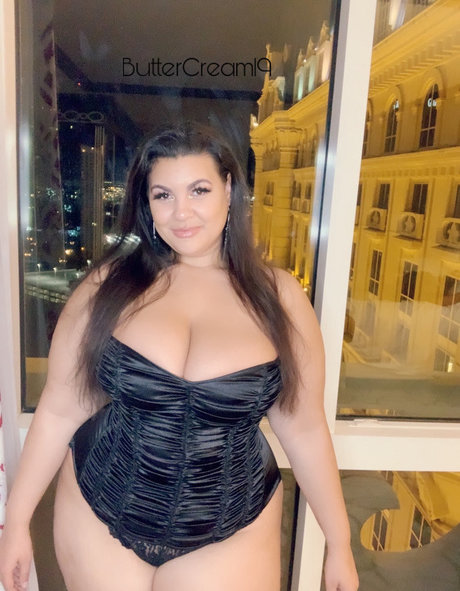 asiatische domina onlyfans heiße sexy fotos