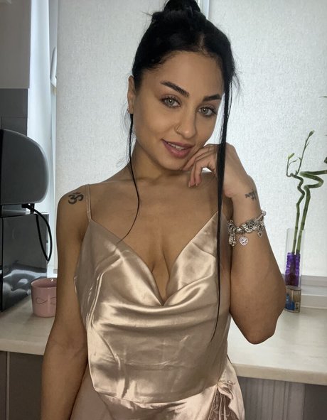 crewkaarina heiße nackte galerien