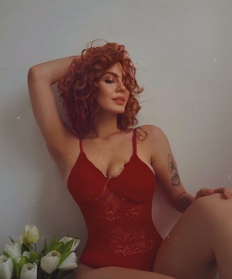 Foxy Bellyne kostenlose schöne bild