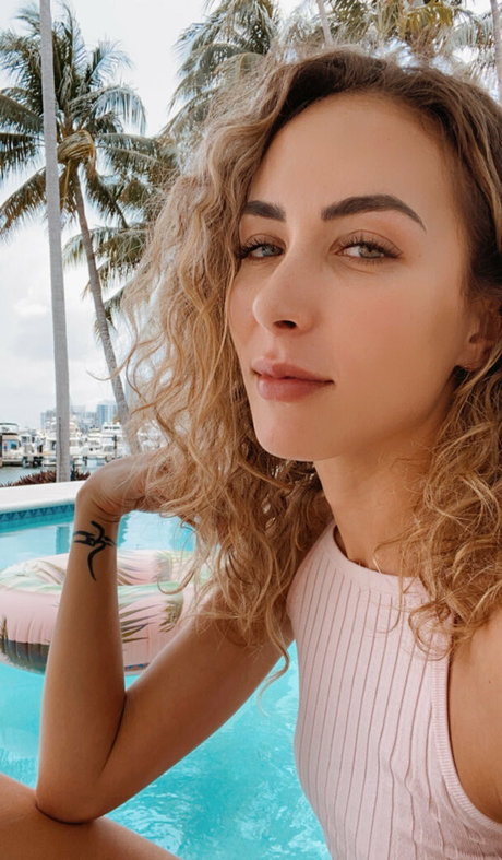 dancewithana erotische pornostar bild