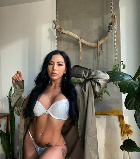 lilkymchiii nackt erotische bilder