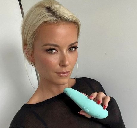 Olivia Bentley xxx erotische foto