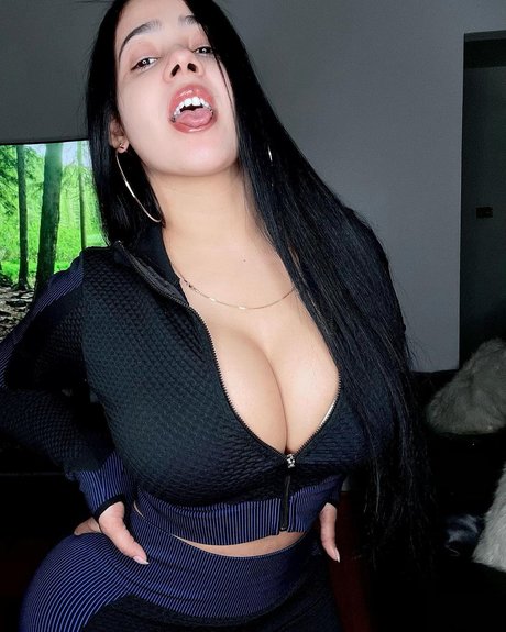 Grey Vlyt model sexy fotos