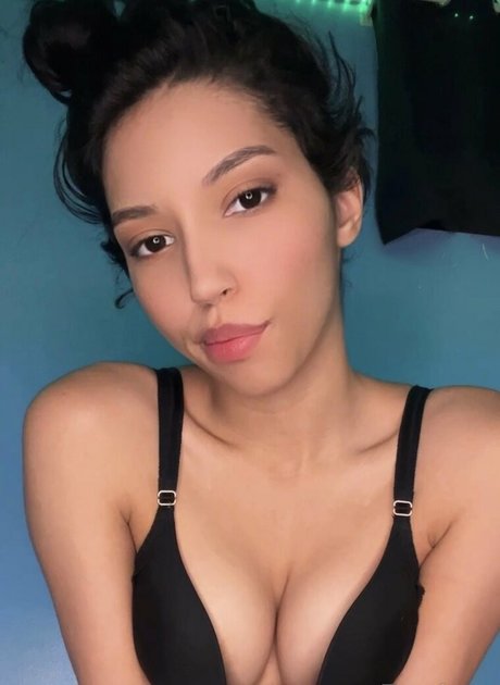 Kittenfox19 sexy schöne bilder