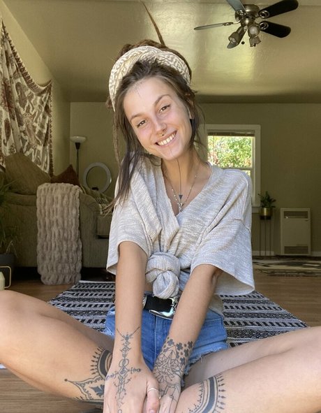 Kaligayatri pornographische bilder