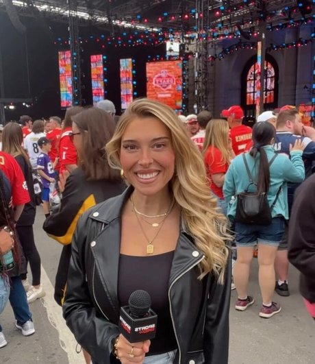 Taylor Mathis sex pornostar bilder