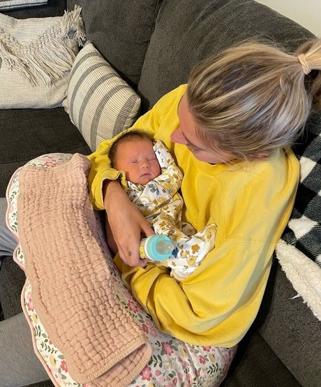 Taylor Mathis kostenlose sexy fotos