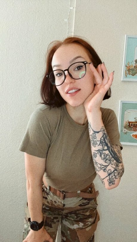 Eralia hd heiße bild