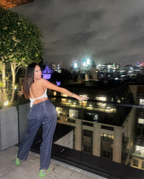 morganmunroe xxx erwachsene archiv