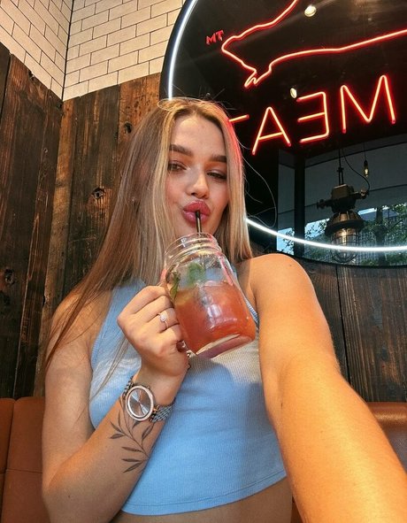 Inna Chimi schöne sexy bilder