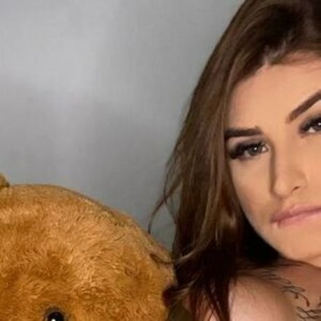 Julia Gouvea sexy porno galerien