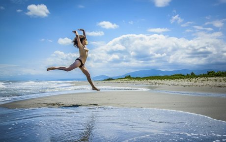 Lale Sezer perfekte nackt bilder