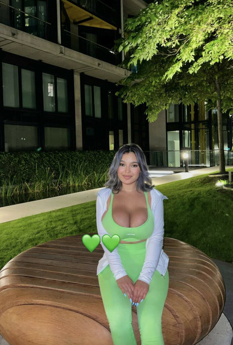 Karina__1 sexy pornografische fotos