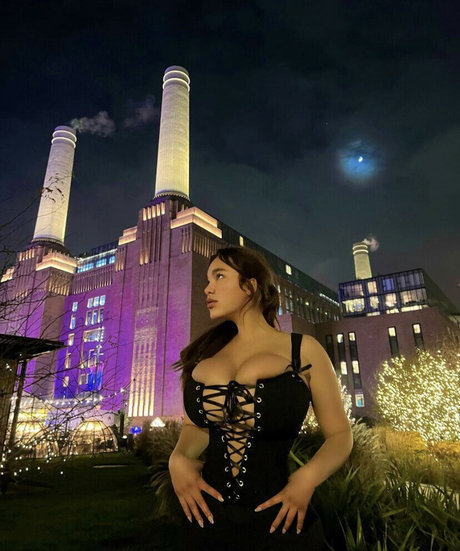 Karina__1 erwachsene nackte archiv