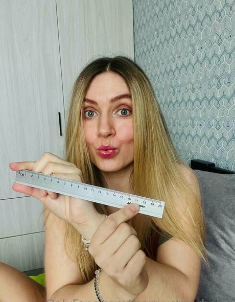 kurviges mädchen von nebenan nur fans erwachsene akt fotos