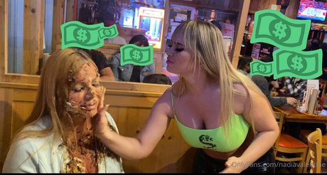 nadiavalentine nackt xxx galerie