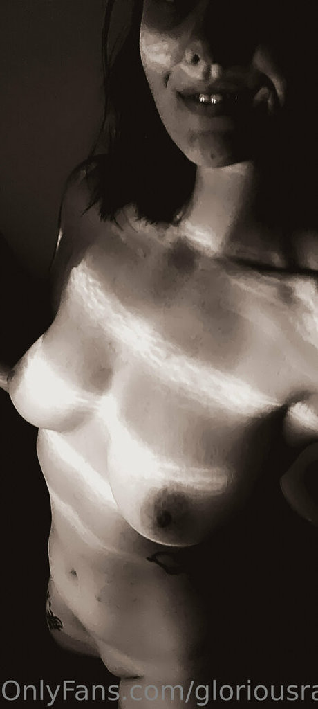 gloriousranga freie kunst galerie