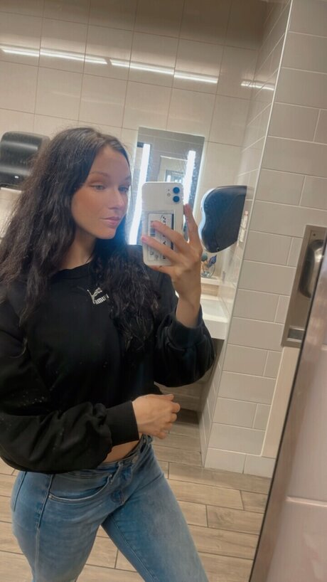 chey schauspielerin pornografische bilder