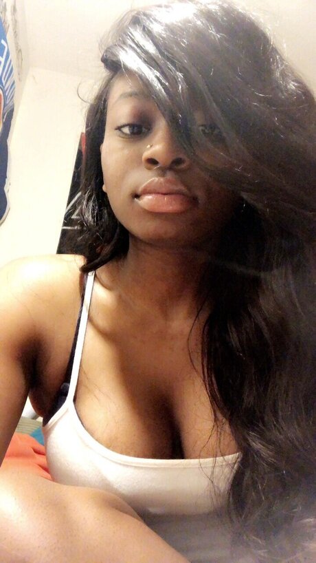 BigLipBarb model freie bild