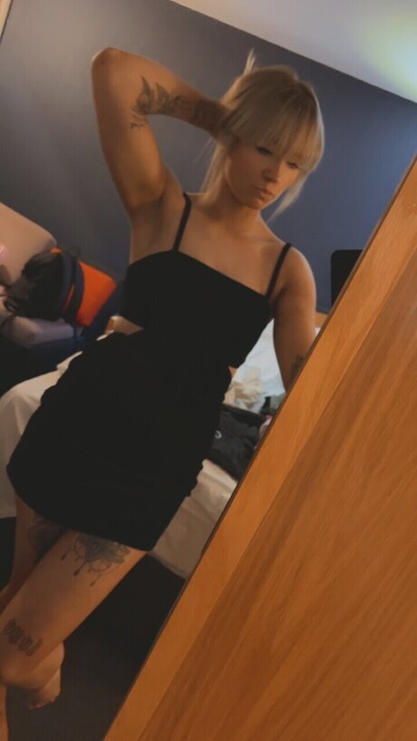 Beth Taylor exklusive porno foto