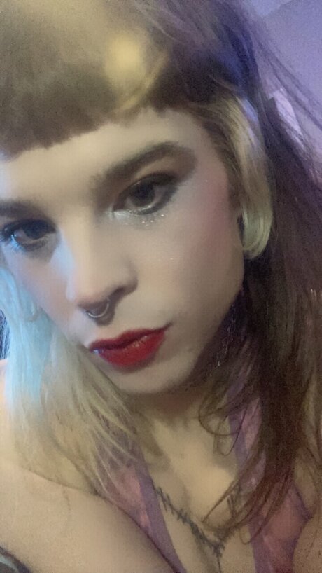 NubivaganT exklusive heiße bild