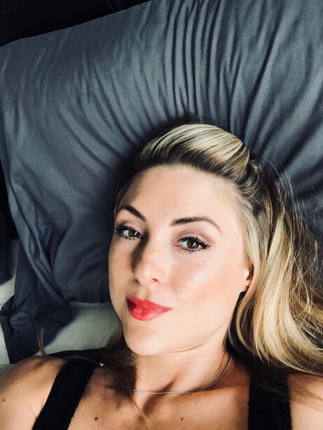 u9349361 hd sex bild