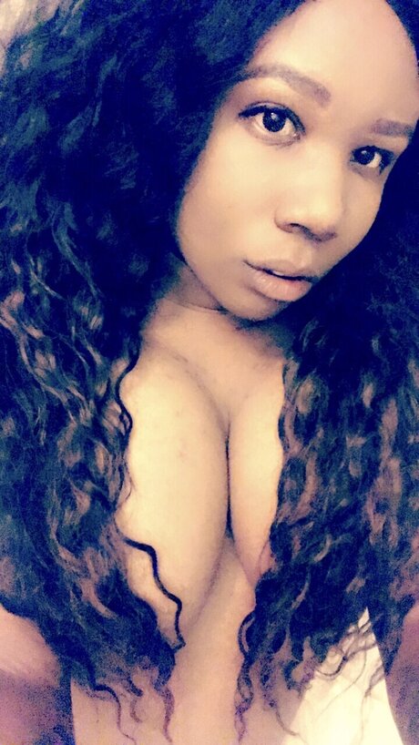 KadeszaBby_ erwachsene nackten foto