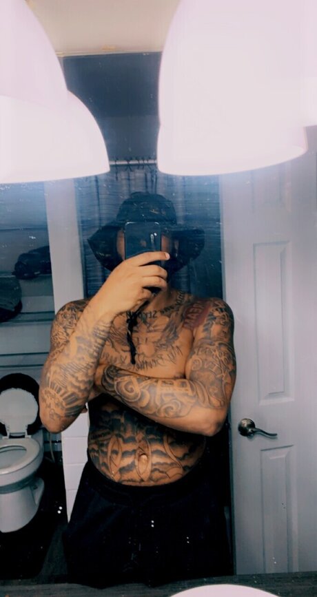 PussyBandit top nackten galerie