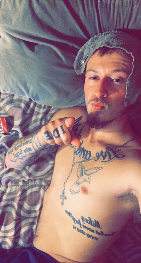 Cjd970699 erwachsene foto