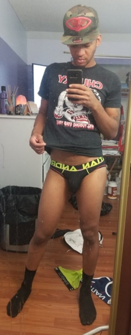 HesOnOnlyfans perfekte sex fotos