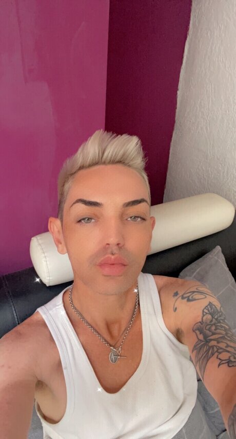 Fox Grey nackt kostenlose fotos