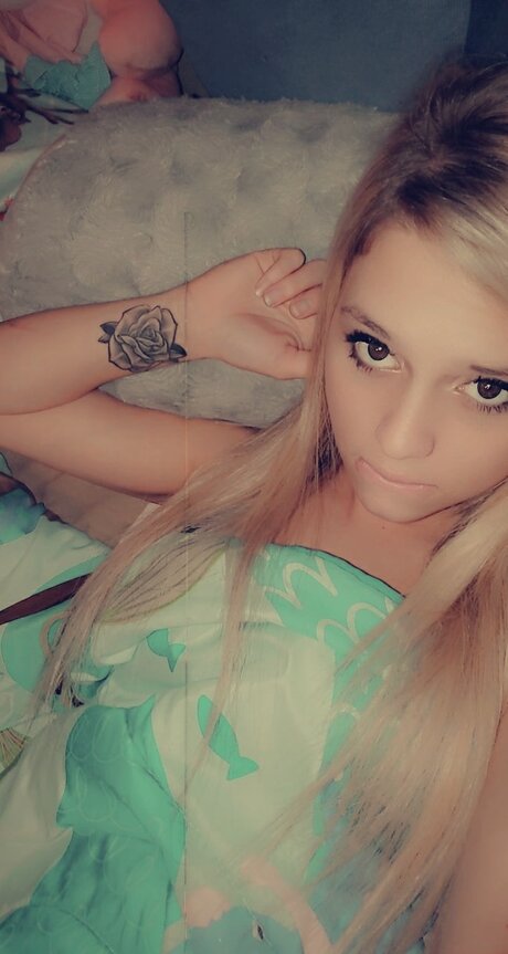 Aubrey Springs xxx hd galerie