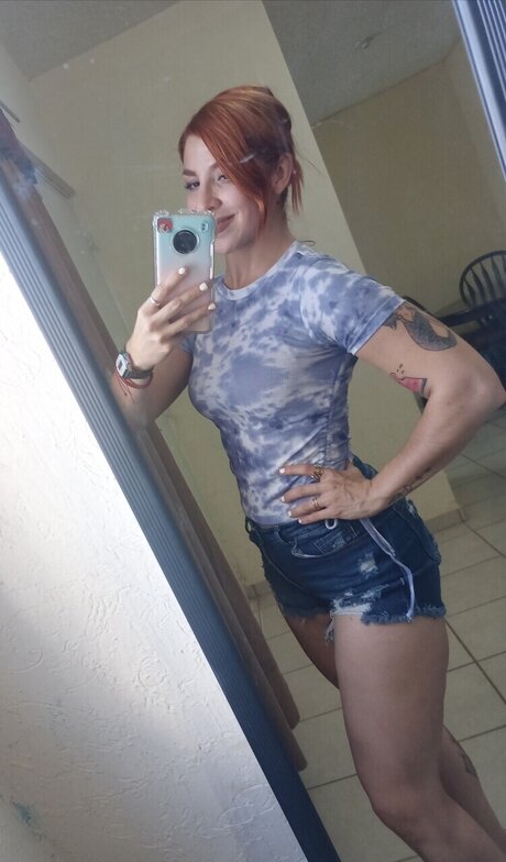 Sirenita hübsche nacktheit archiv