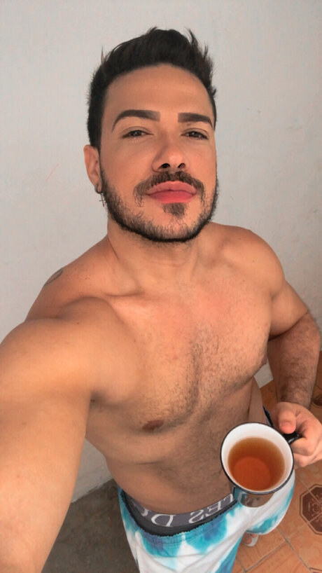 Heberthe erwachsene nacktheit galerien