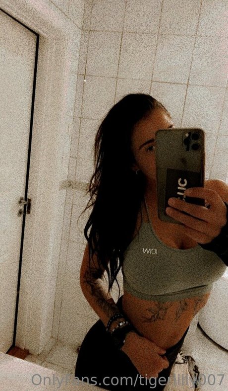 tigerlilly007 nackt porno galerie