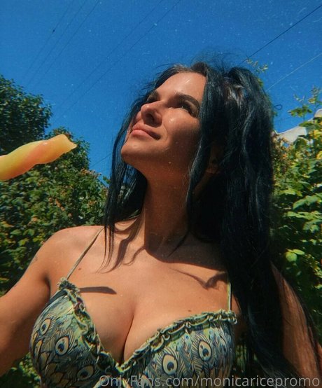 monicaricepromo erotische exklusive foto
