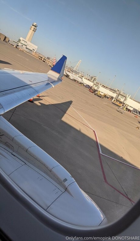 emopink69 sexy nackt bild