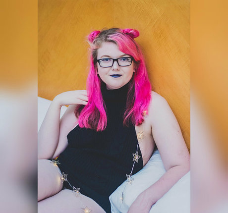 emopink69 nackt perfekte foto