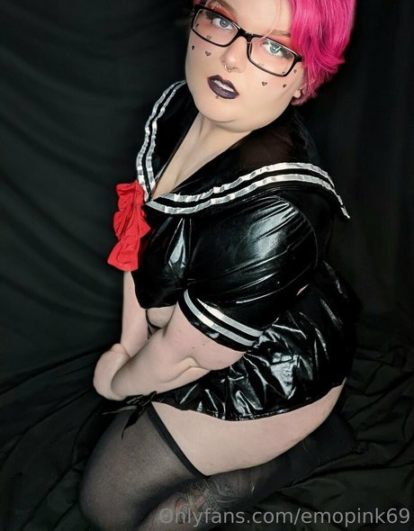 emopink69 nackt beste archiv