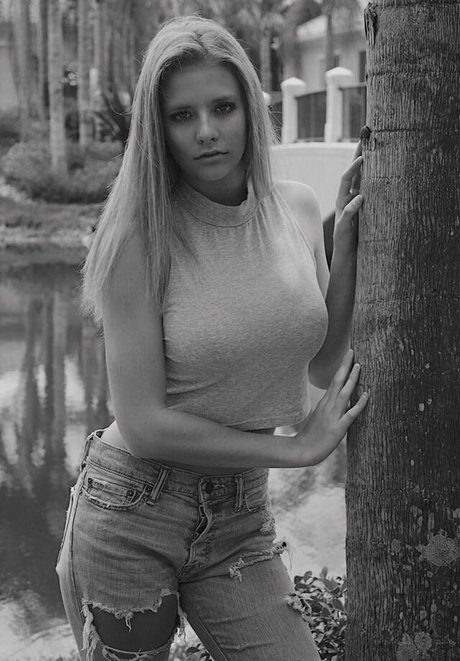 Lydia N hd hübsche galerien