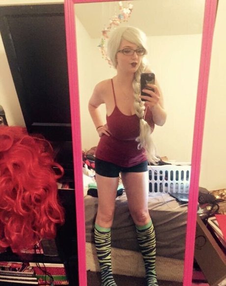 Calliope Rossi schauspielerin sexy galerien