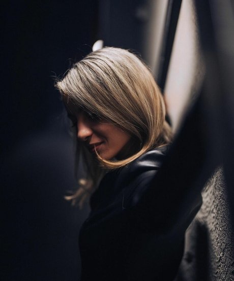 laure bv erotische nackt fotos