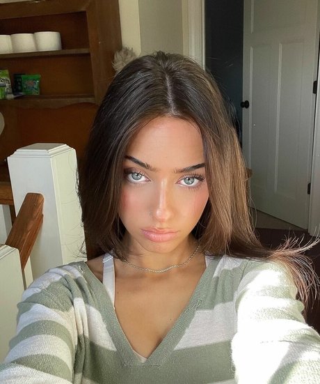 Lily Weber schöne pornographische galerie