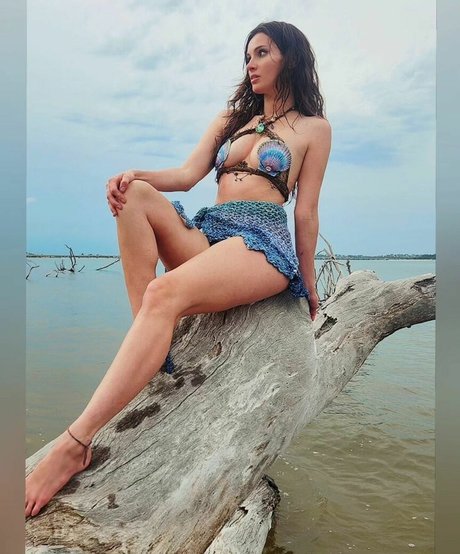 Alyson Tabbitha erotische nackten bild