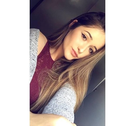 Lily Wichern perfekte hd bilder