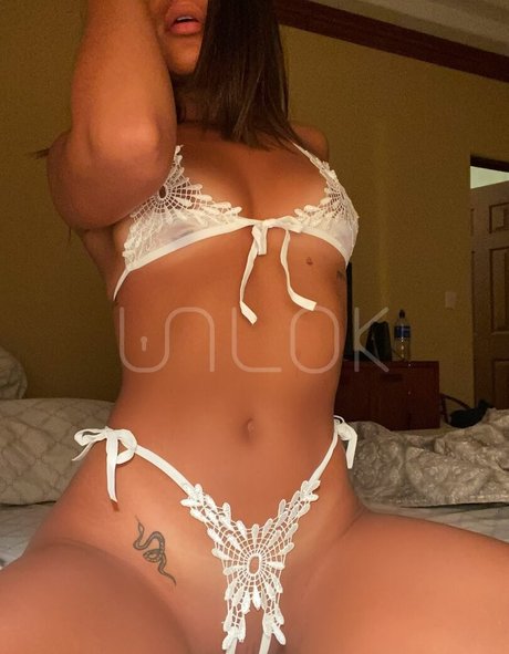 Mariana Ampie nacktheit erotische foto