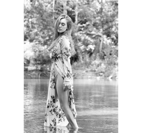 japanische schulmädchen-onlyfans schöne hübsche bilder