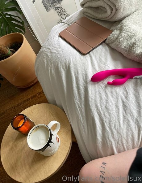 reife blonde onlyfans nackt kunst foto